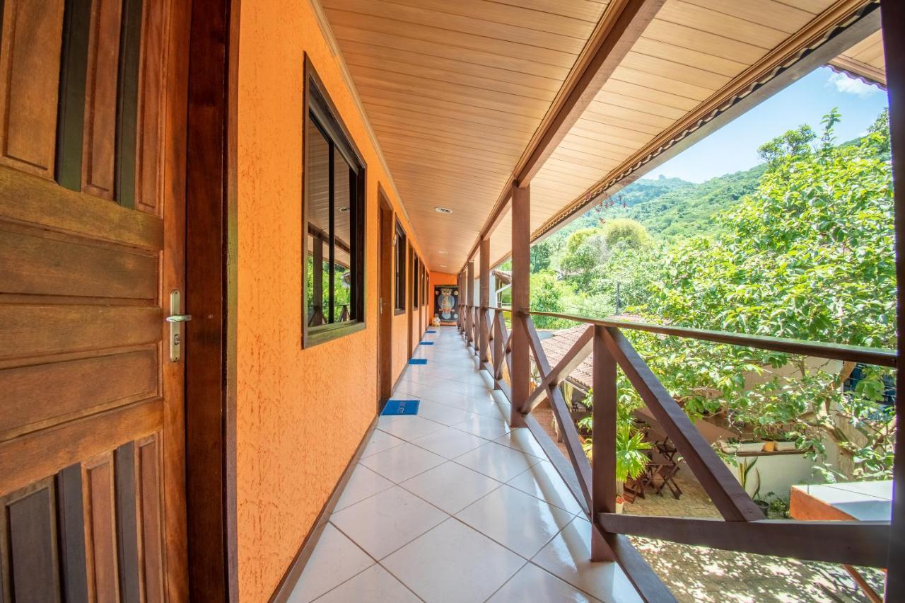 Hospedagem Cantinho Da Vitoria Abraão Buitenkant foto